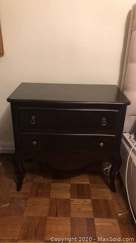 Lot #0040 (1 of 4)