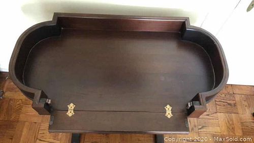 Lot #0062 (1 of 4)