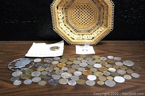 Lot #0071 (1 of 8)