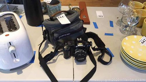 Lot #0444 (1 of 11)