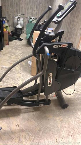 Lot #0475 (1 of 22)