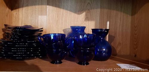 Lot #0185 (1 of 3)