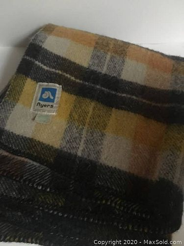 Lot #0046 (1 of 4)