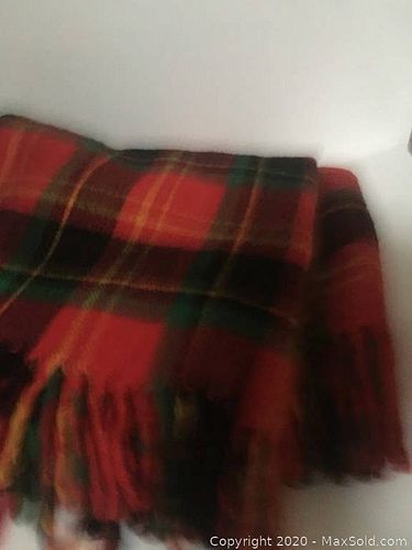 Lot #0047 (1 of 3)