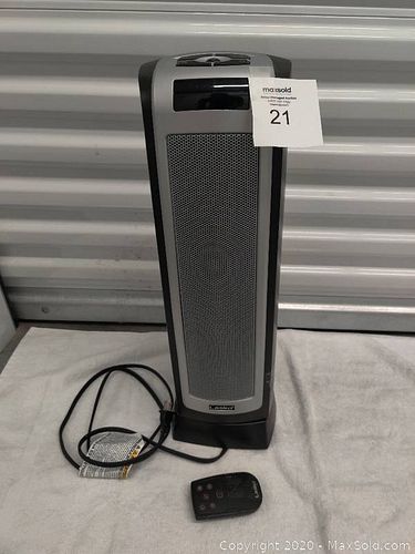 Lot #0021 (1 of 3)