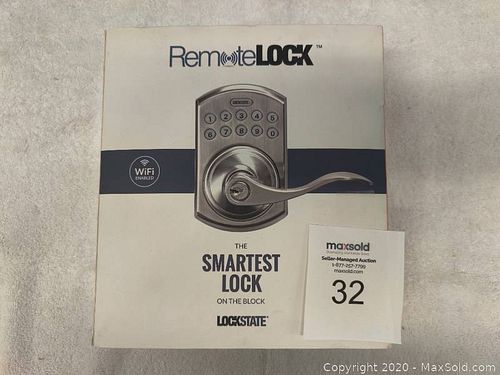 Lot #0032 (1 of 4)