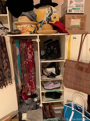 Lot #0543 (1 of 11)
