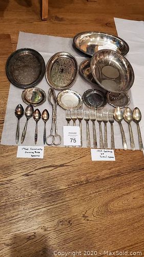 Lot #0075 (1 of 18)