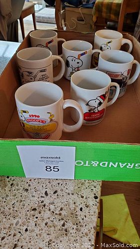 Lot #0085 (1 of 15)
