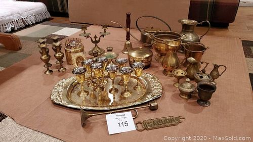 Lot #0115 (1 of 30)