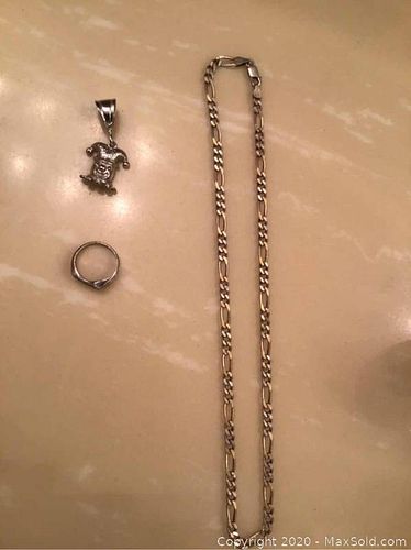 Lot #0010 (1 of 7)