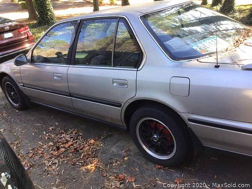 Lot #0078 (1 of 7)