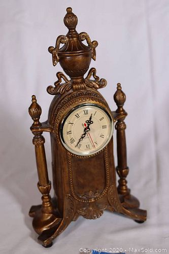 Lot #0020 (1 of 4)