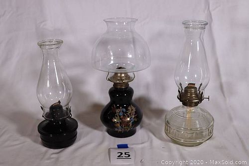 Lot #0025 (1 of 5)