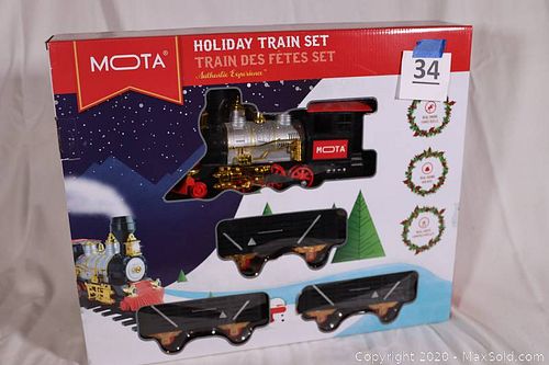 Lot #0034 (1 of 8)