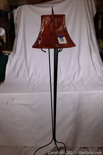 Lot #0045 (1 of 3)
