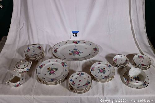 Lot #0076 (1 of 4)
