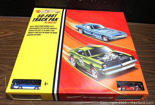 Lot #0004 (1 of 5)