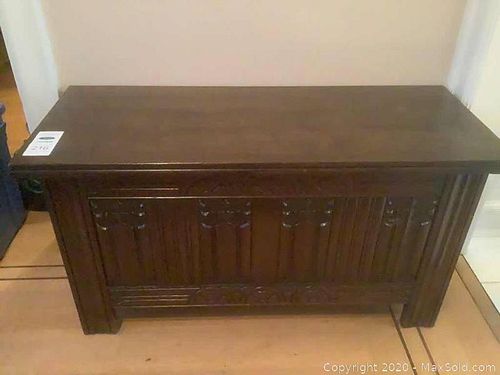 Lot #0216 (1 of 11)