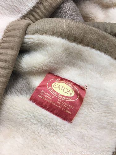 Lot #0004 (1 of 4)