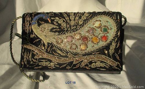 Lot #0018 (1 of 13)