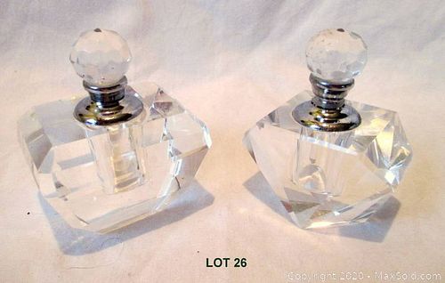 Lot #0026 (1 of 3)