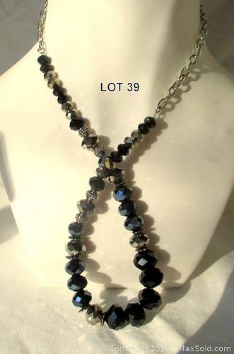 Lot #0039 (1 of 5)