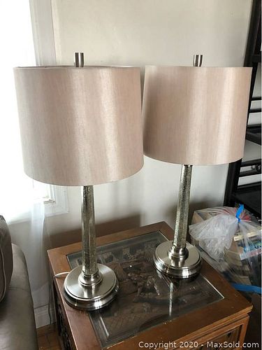 Lot #0141 (1 of 10)