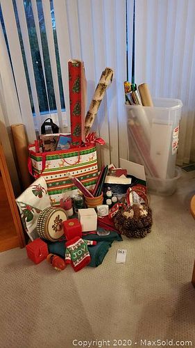 Lot #0563 (1 of 10)