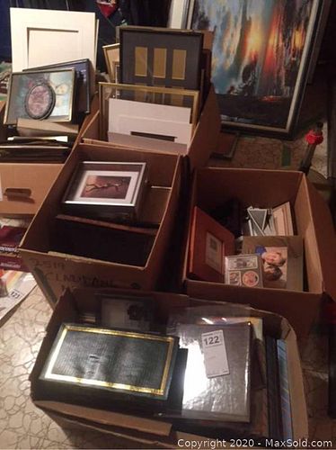 Lot #0122 (1 of 12)