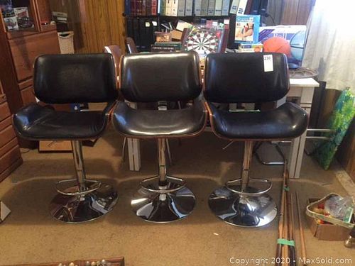 Lot #0230 (1 of 10)