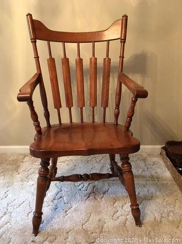 Lot #0106 (1 of 12)