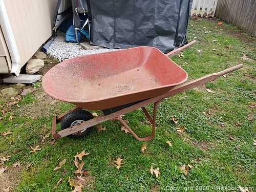 Lot #0055 (1 of 2)