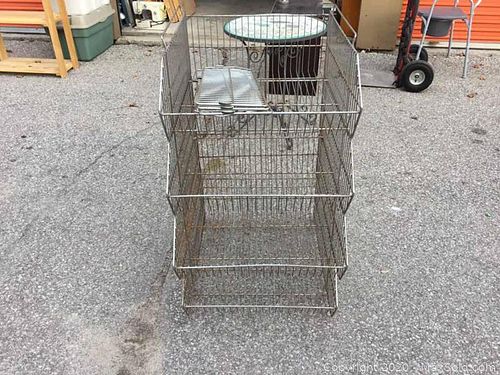 Lot #0017 (1 of 4)