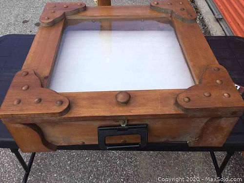 Lot #0089 (1 of 4)