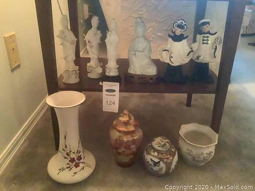 Lot #0124 (1 of 25)