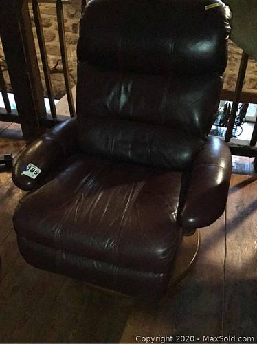 Lot #0185 (1 of 15)