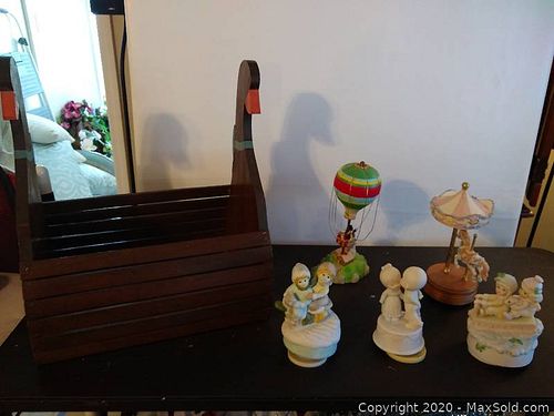 Lot #0470 (1 of 15)