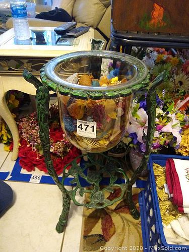 Lot #0471 (1 of 5)