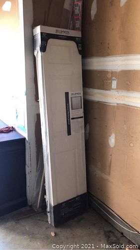 Lot #0676 (1 of 6)