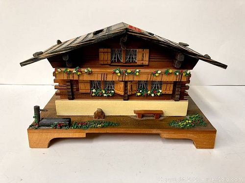 Lot #18 (1 of 6)