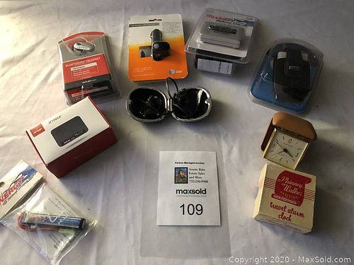 Lot #109 (1 of 9)