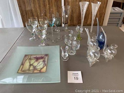 Lot #19 (1 of 4)