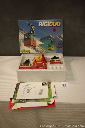 Lot #39 (1 of 8)