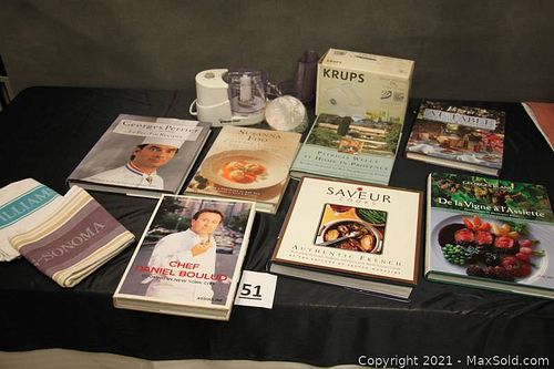 Lot #51 (1 of 8)