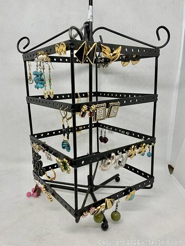 Lot #18 (1 of 6)
