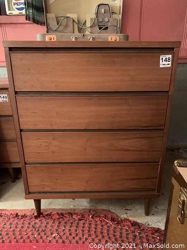 Lot #148 (1 of 4)