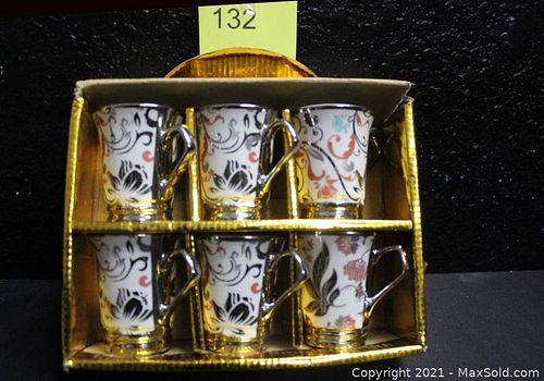 Lot #132 (1 of 4)