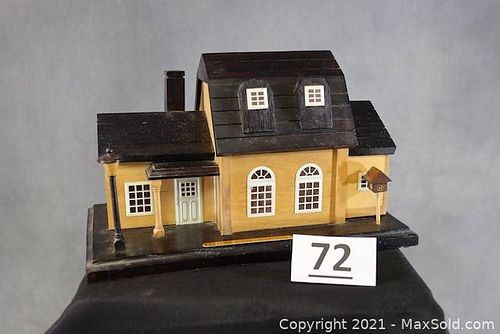 Lot #72 (1 of 5)