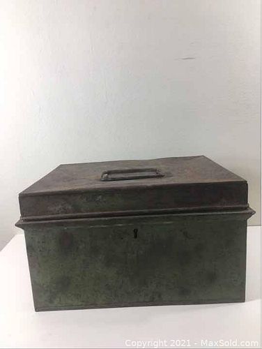 Lot #12 (1 of 7)